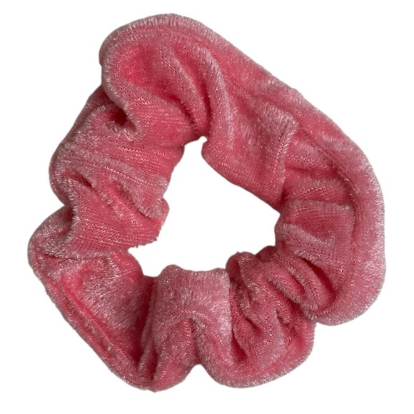 Forever 21 5-Piece Set of Red and Pink Tone Scrunchies Hair Ties NWOT - Picture 3 of 10